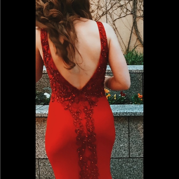 JVN by Jovani RED PROM Dress/Gown - Picture 2 of 12